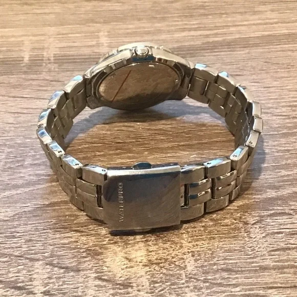 GUESS Women's Silver Tone Watch With Clear Crystals Around The Bezel - Picture 6 of 7